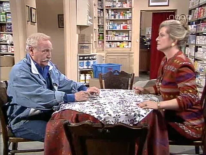 Farmacia de guardia. Temporada 1 Episodio 06. La Novia Del Abuelo