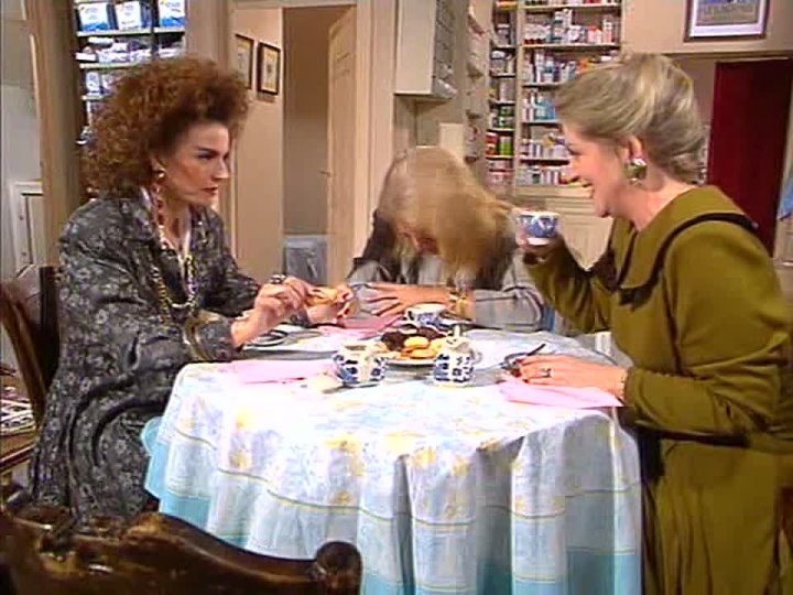 Farmacia de guardia. Temporada 1 Episodio 05. Parejas De Dos