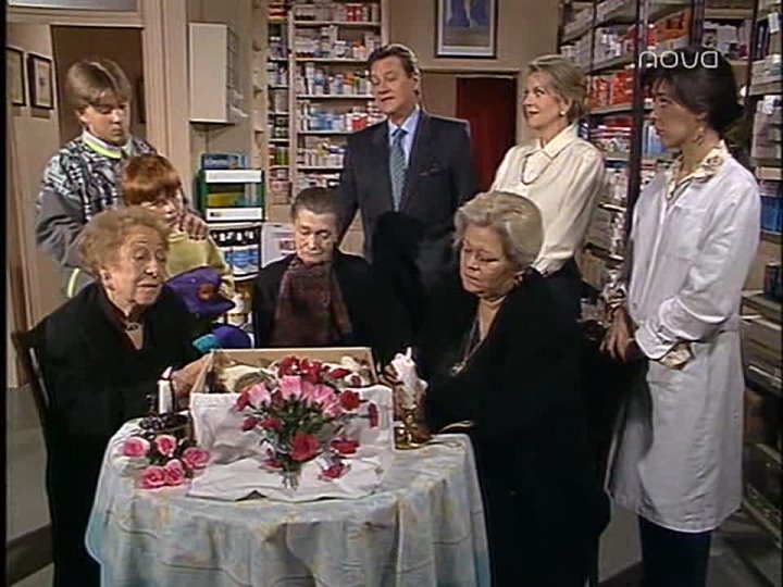 Farmacia de guardia. Temporada 1 Episodio 03. El monopatín