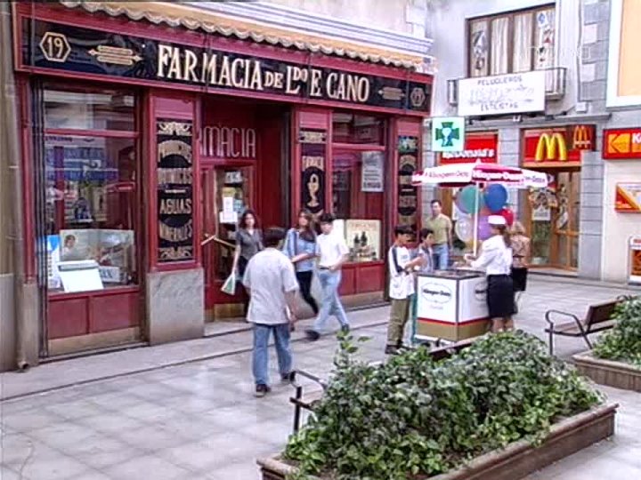 Farmacia de guardia. Temporada 3 Episodio 36.