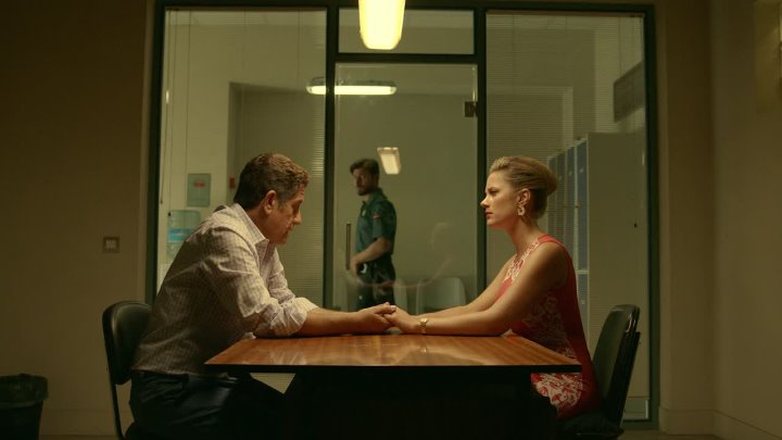 Mar de Plástico. Temporada 1 Episodio 11