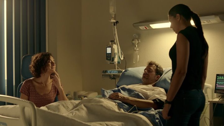 Mar de Plástico. Temporada 1 Episodio 10