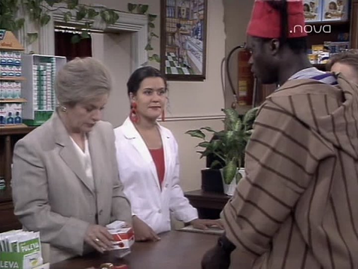 Farmacia de guardia. Temporada 3 Episodio 01.