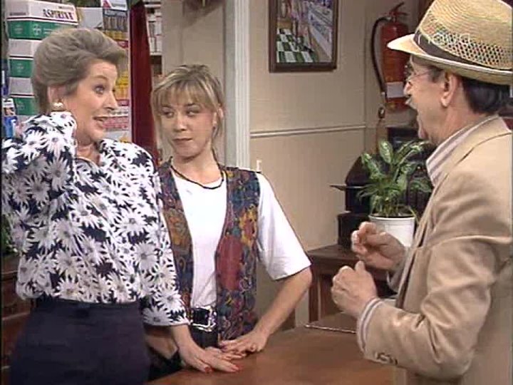 Farmacia de guardia. Temporada 1 Episodio 35. Nuevas Sorpresas